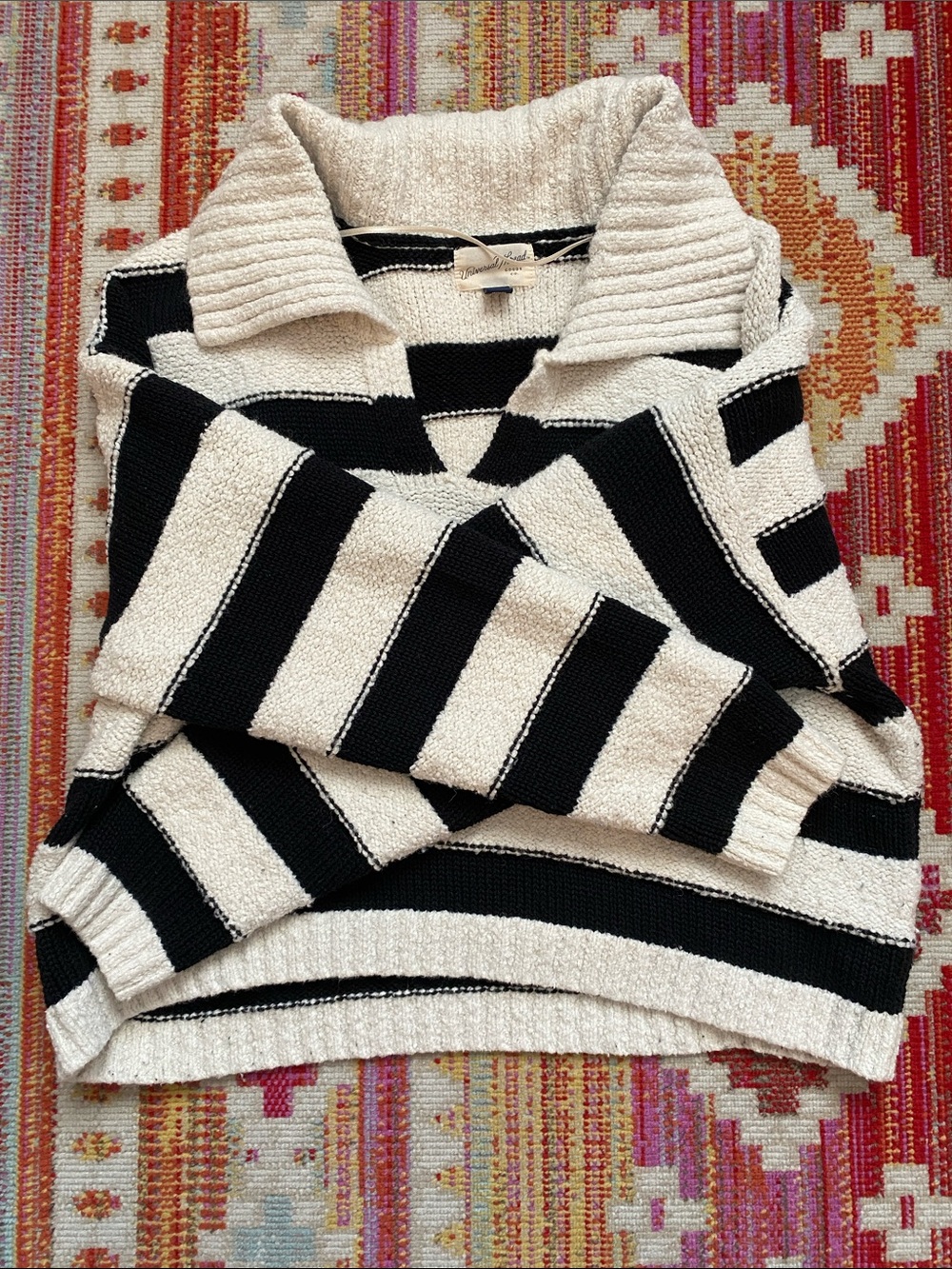 Slightly Cropped Universal Thread Black & White Striped V-Neck Sweater